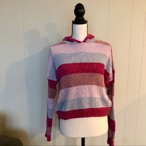 NEW Romeo & Juliet hooded sweater medium